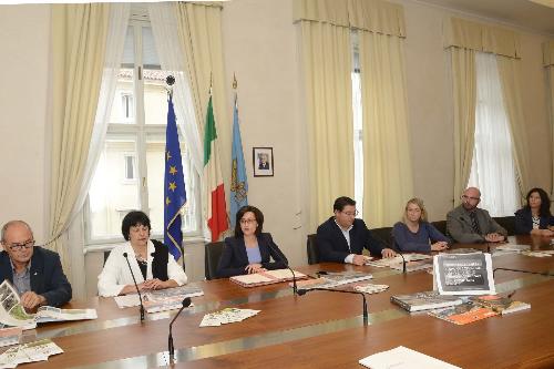 Sara Vito (Assessore regionale Ambiente ed Energia) alla firma del Protocollo d'intesa d'intesa per l'istituzione del Geoparco Carso-Kras - Trieste 14/09/2017